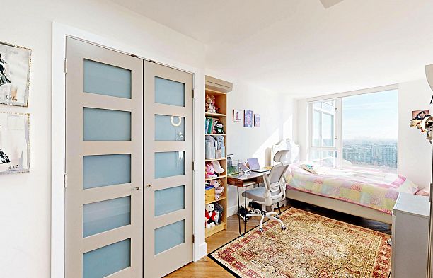 2706 1033 Marinaside Crescent Yaletown