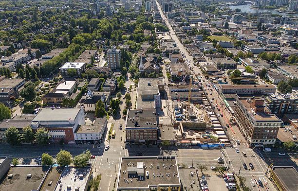 212 205 E 10th Avenue Mount Pleasant VE