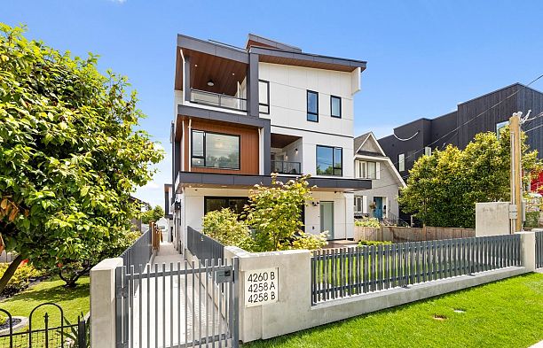 B 4260 Sophia Street Main