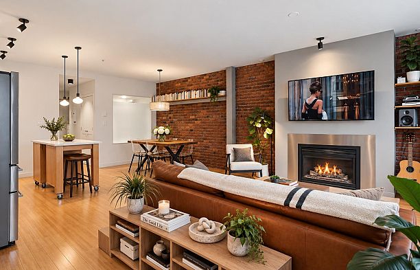 401 1072 Hamilton Street Yaletown