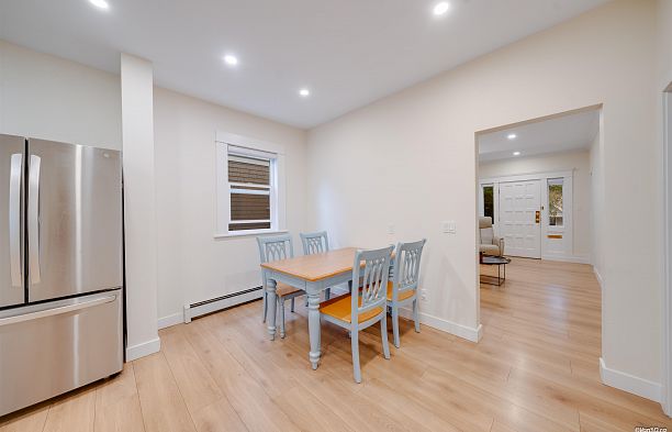 2343 W 45th Avenue Kerrisdale