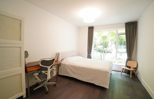 102 375 W 59th Avenue South Cambie
