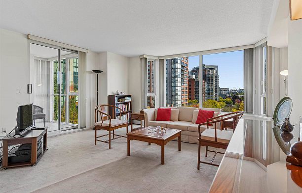 705 388 Drake St Yaletown
