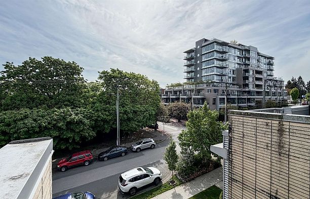 390 E 11th Avenue Mount Pleasant VE