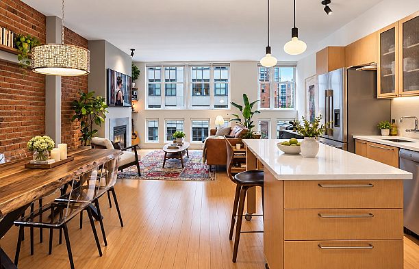401 1072 Hamilton Street Yaletown