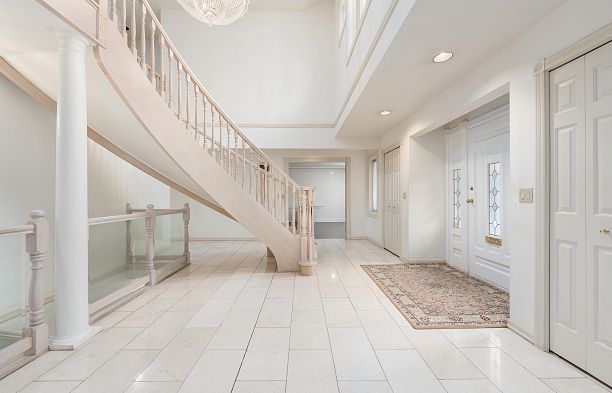 7289 Marguerite Street South Granville