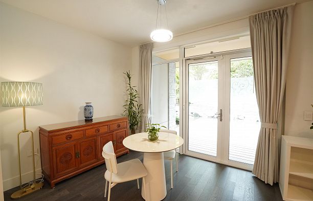 102 375 W 59th Avenue South Cambie