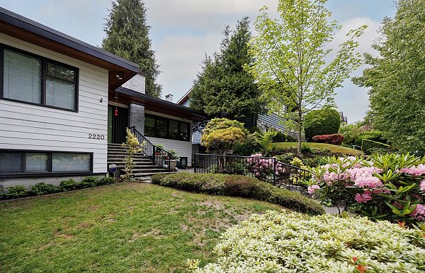 2220 W 32nd Avenue Quilchena