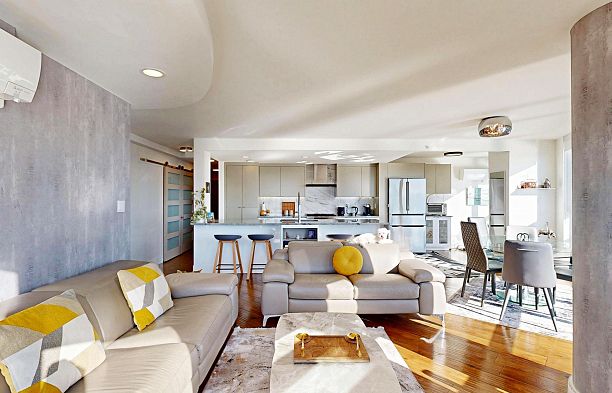 2706 1033 Marinaside Crescent Yaletown