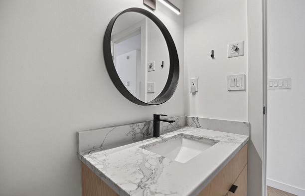 305 560 Cardero Street Coal Harbour