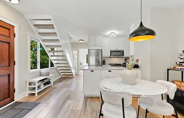 3454 W 3rd Avenue Kitsilano