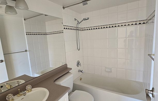 903 488 Helmcken Street Yaletown