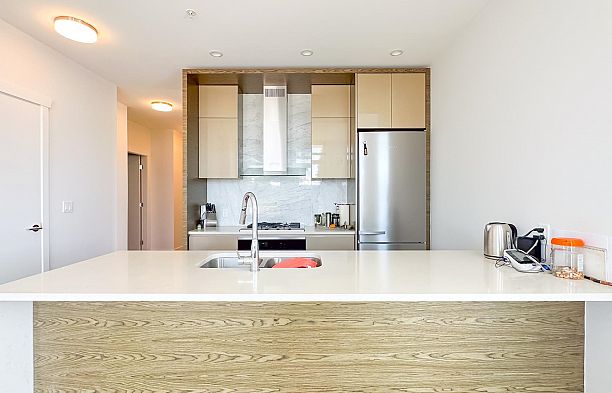 308 6733 Cambie Street South Cambie