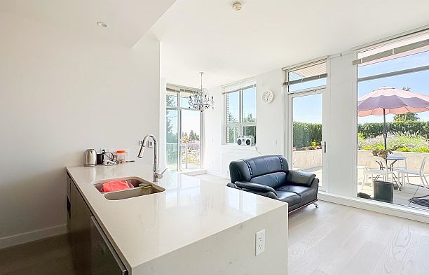 308 6733 Cambie Street South Cambie