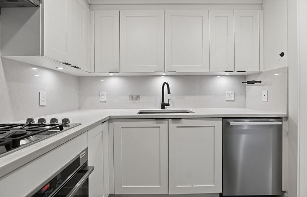 305 560 Cardero Street Coal Harbour