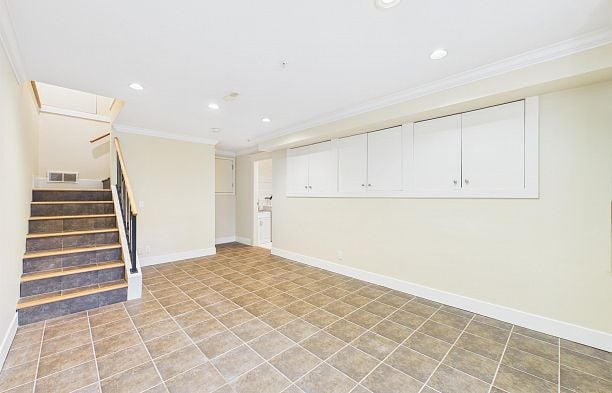 4420 Collingwood Street Dunbar
