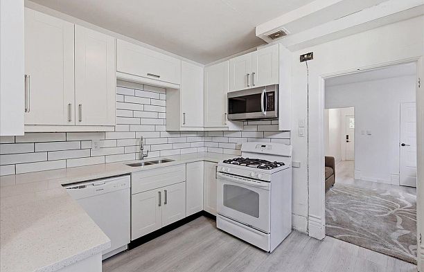 14 W 14th Avenue Mount Pleasant VW
