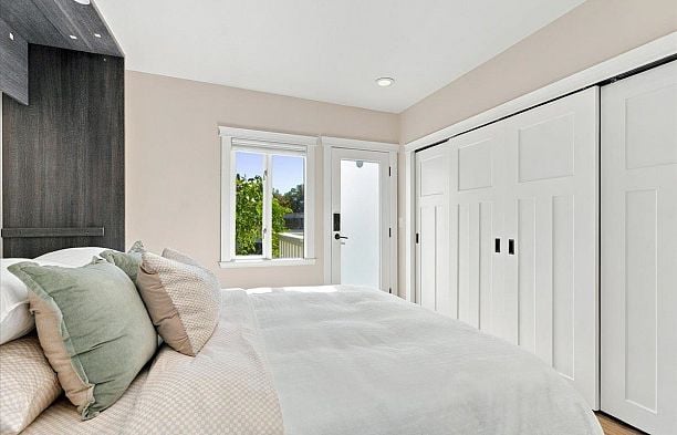3454 W 3rd Avenue Kitsilano