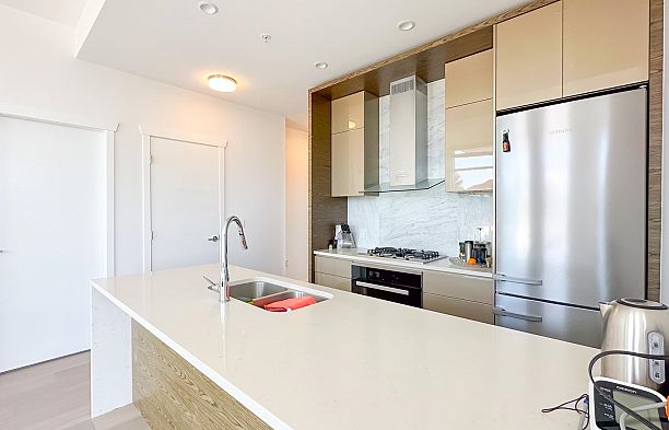 308 6733 Cambie Street South Cambie