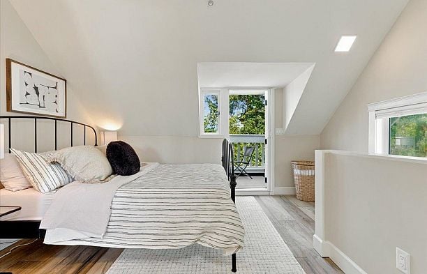 3454 W 3rd Avenue Kitsilano