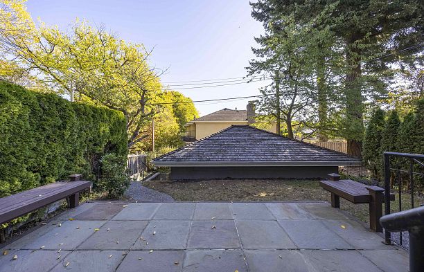 4420 Collingwood Street Dunbar