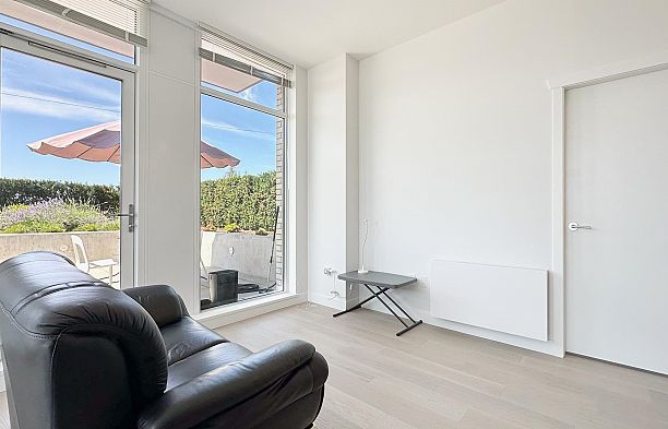 308 6733 Cambie Street South Cambie