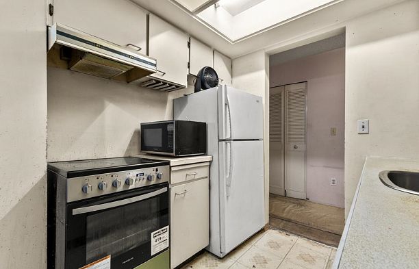 212 550 E 6th Avenue Mount Pleasant VE