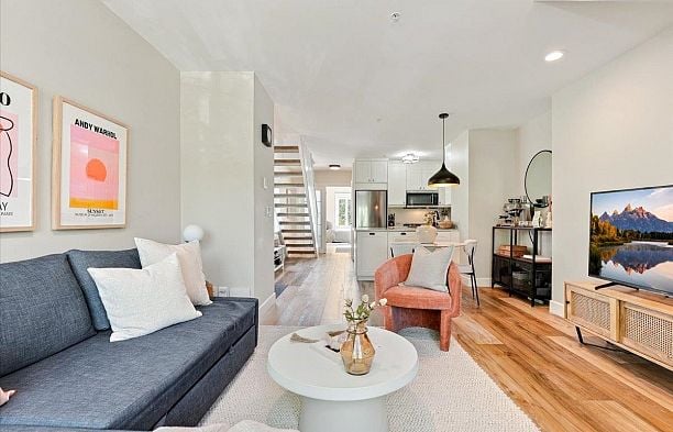 3454 W 3rd Avenue Kitsilano
