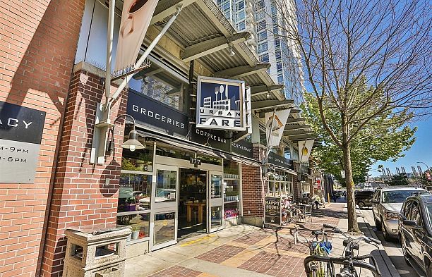2306 1033 Marinaside Crescent Yaletown