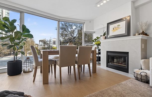 305 560 Cardero Street Coal Harbour
