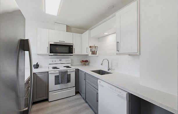 14 W 14th Avenue Mount Pleasant VW