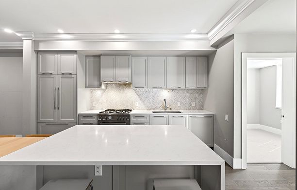 7523 Yukon Street Marpole