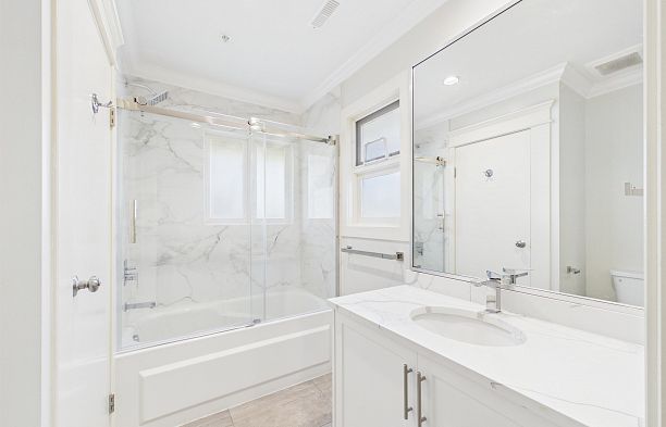 4420 Collingwood Street Dunbar