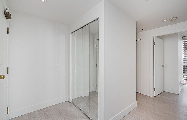 2001 930 Cambie Street Yaletown