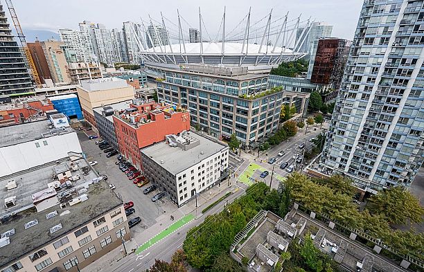 2001 930 Cambie Street Yaletown