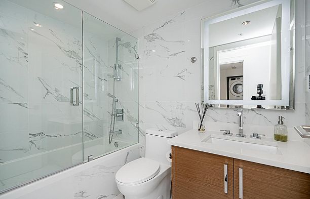2001 930 Cambie Street Yaletown