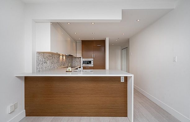 2001 930 Cambie Street Yaletown
