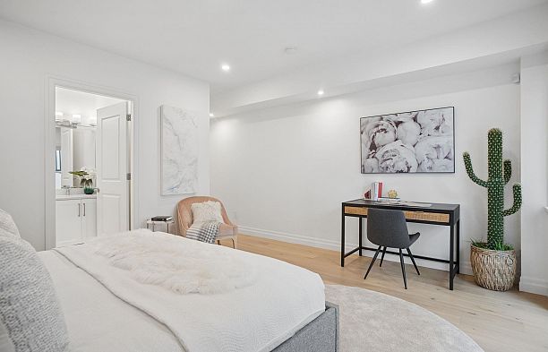 2012 W 15th Avenue Kitsilano