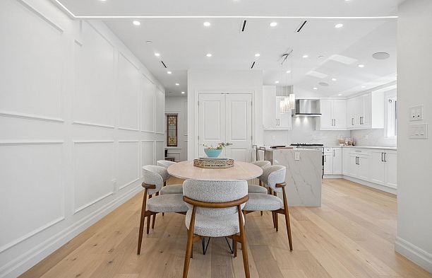 2012 W 15th Avenue Kitsilano