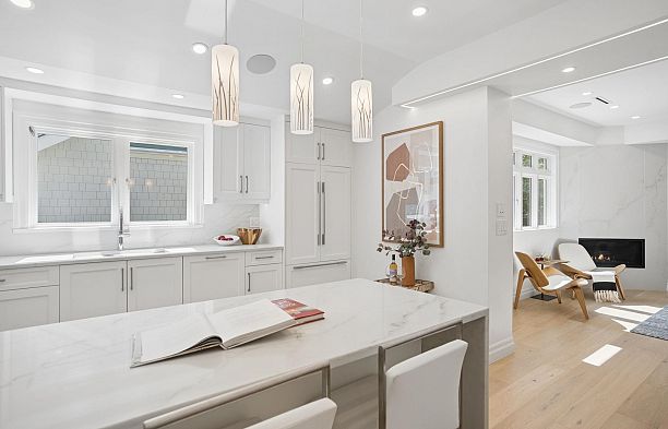 2012 W 15th Avenue Kitsilano
