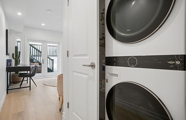 2012 W 15th Avenue Kitsilano