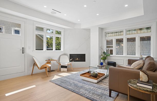 2012 W 15th Avenue Kitsilano