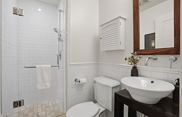 1260 Richards Street Yaletown