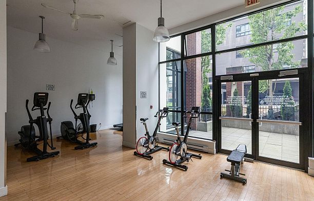 306 977 Mainland Street Yaletown