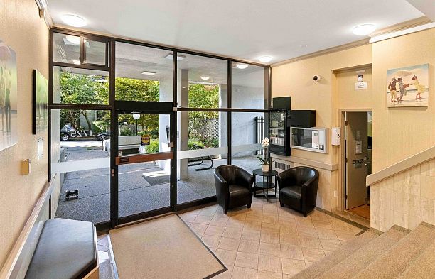 605 1725 Pendrell Street West End VW