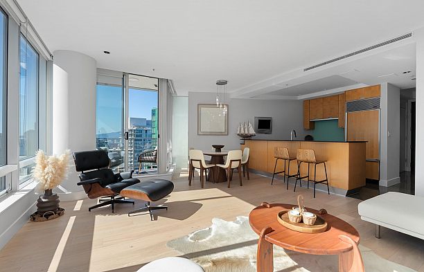 2605 1077 W Cordova Street Coal Harbour