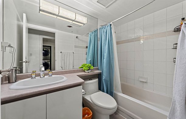 2102 930 Cambie Street Yaletown