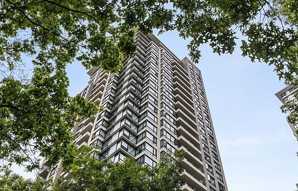 306 977 Mainland Street Yaletown