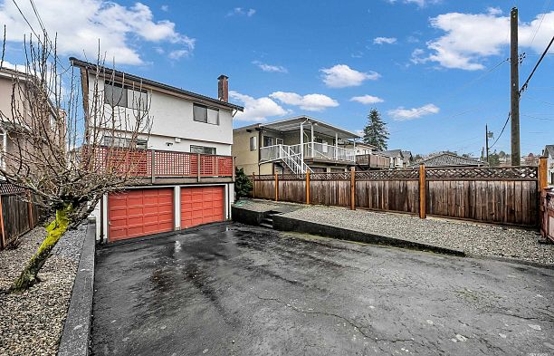 2843 W 22nd Avenue Arbutus