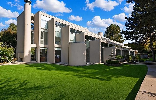1919 W 57th Avenue S.W. Marine